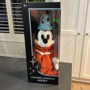 NIB Sorcerer’s Apprentice Mickey Mouse plush exclusive from Mickey’s of Glendale